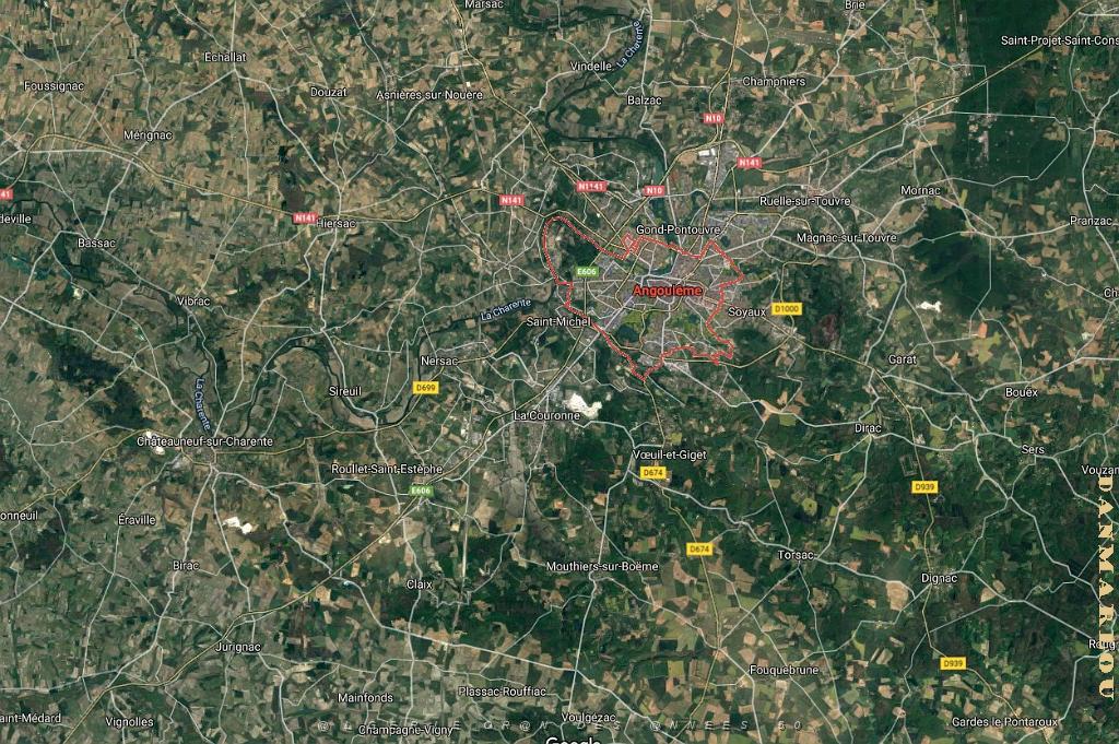 COLO ANGOULEME .jpg